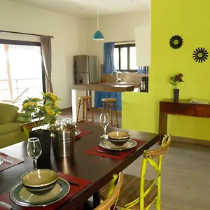  Appartement Tua Large Comfortable Pool Parking Space